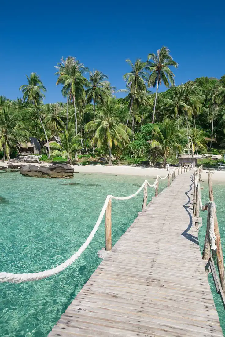 Phnom Penh – Koh Rong Island